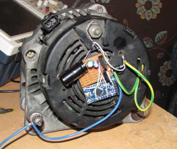 The crude prototype used in development, fitted to a Bosch 70A alternator.